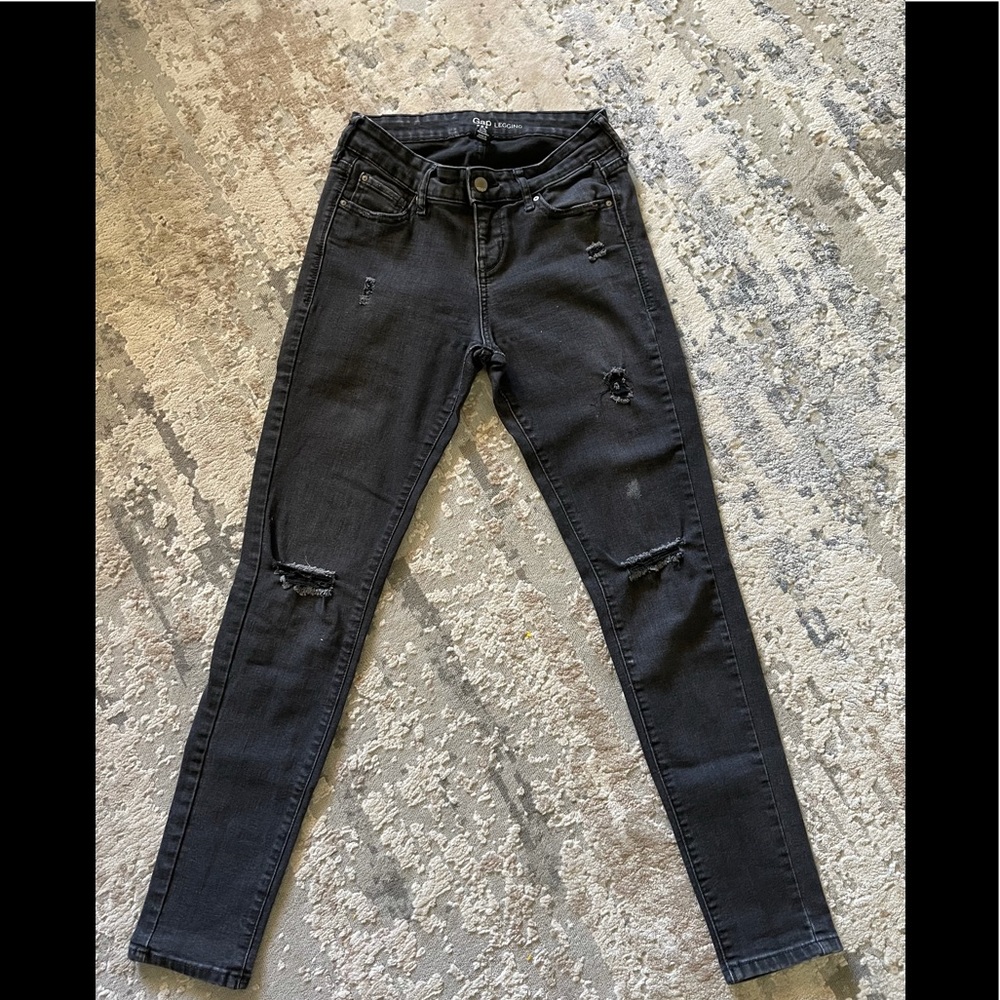 GAP LEGGING RIPPED JEANS